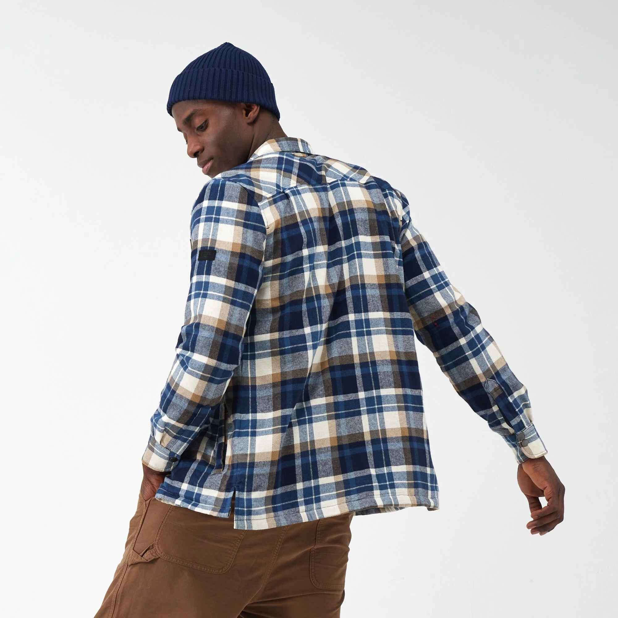Regatta Men's AW23 Thamos Long Sleeved Checked Shirt | Navy Gold Sand Check - Image 4