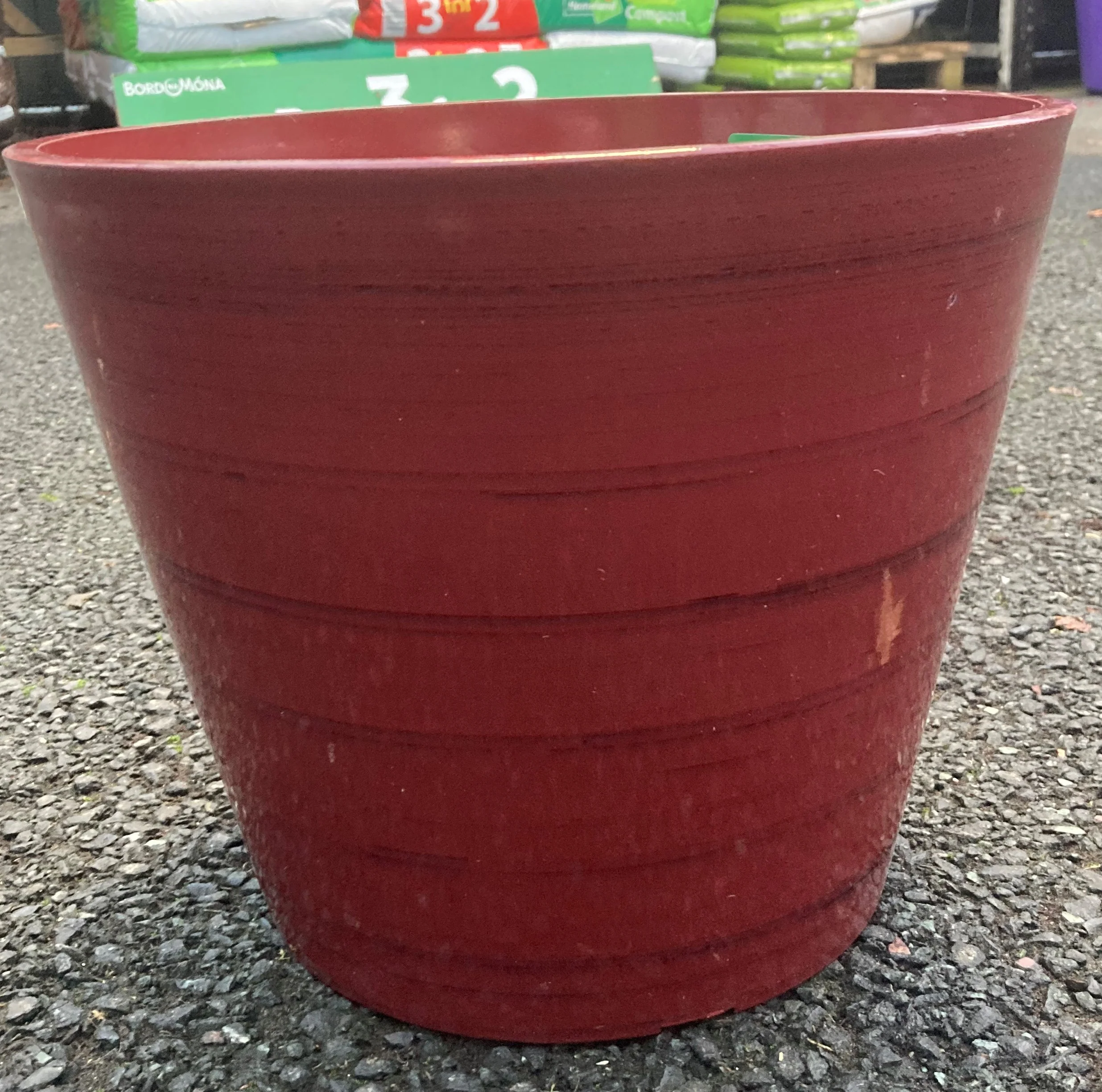 Homeland Madrid Round Planter - Image 7