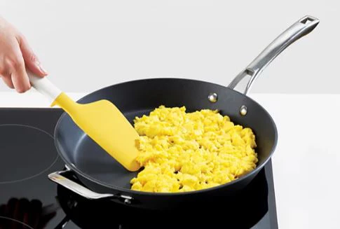 Joseph Joseph Elevate Egg Spatula - Image 2
