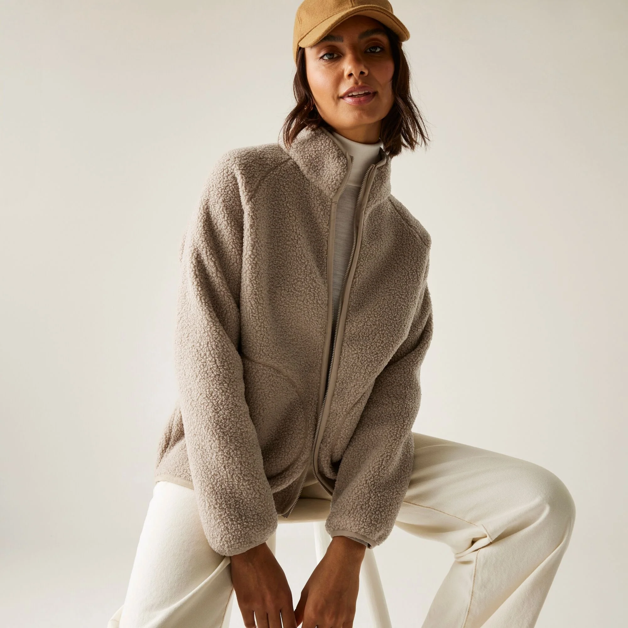 Regatta AW25/26 Women's Frankie Borg Full Zip Fleece | Taupe Beige - Image 6